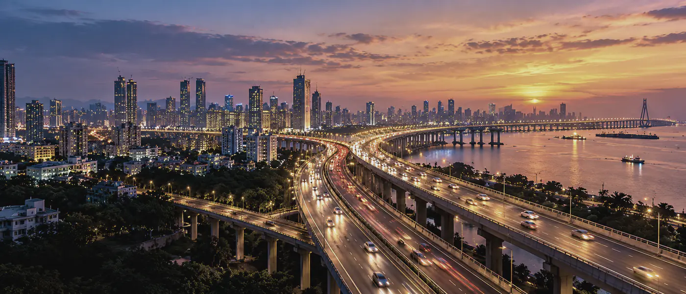 Elevated expressway with evening traffic